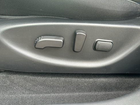 Used 2023 Nissan Leaf SV Plus image 16
