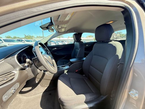Used 2024 Chevrolet Malibu LT image 36