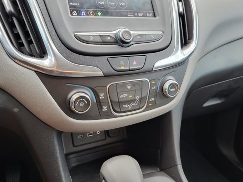 Used 2023 Chevrolet Equinox LT image 28