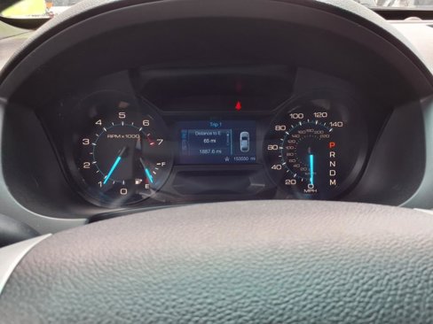 Used 2015 Ford Explorer XLT image 14