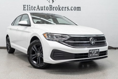 Used 2024 Volkswagen Jetta SE w/ Panoramic Sunroof Package image 7