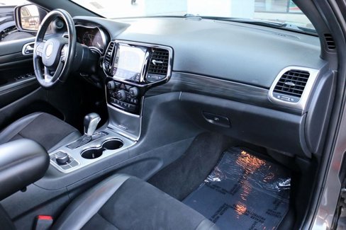 Used 2020 Jeep Grand Cherokee Altitude image 33