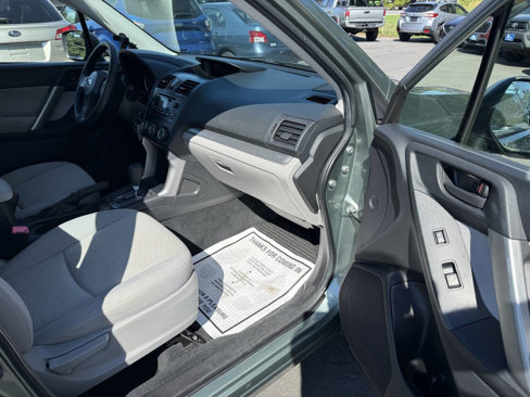 Used 2014 Subaru Forester 2.5i image 17