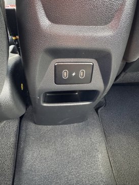 Used 2025 Hyundai Venue SEL image 15