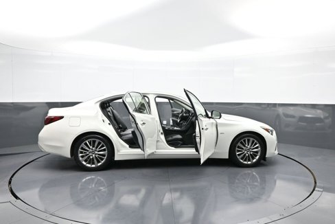 Used 2018 INFINITI Q50 Luxe w/ Essential Package (3.0T Luxe) image 41