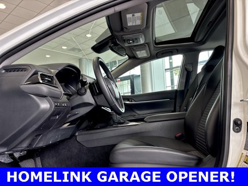 Used 2022 Toyota Camry SE image 12