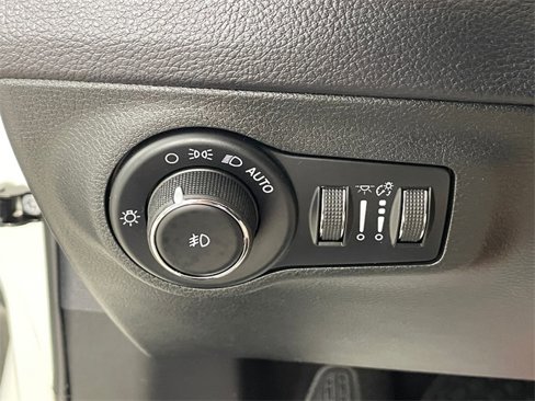 Used 2017 Jeep Compass Trailhawk image 16