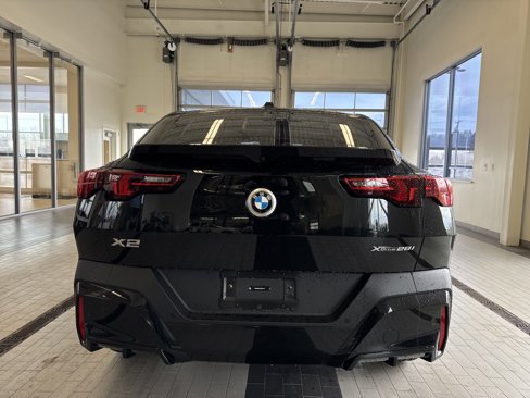 Used 2025 BMW X2 xDrive28i w/ Convenience Package image 6