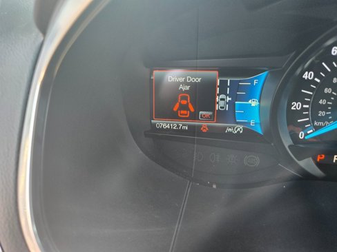 Used 2019 Ford Edge Titanium image 11