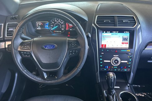 Used 2019 Ford Explorer Limited w/ Class III Trailer Tow Package image 27