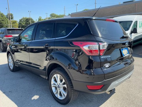 Used 2017 Ford Escape SE w/ SE Cold Weather Package image 5