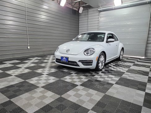 Used 2017 Volkswagen Beetle 1.8T SE image 36
