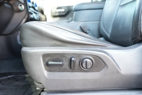 Used 2019 Chevrolet Silverado 1500 LTZ w/ LTZ Texas Edition image 19