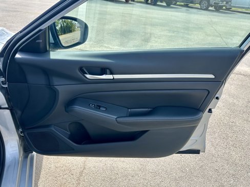 Used 2022 Nissan Altima 2.5 SV image 30