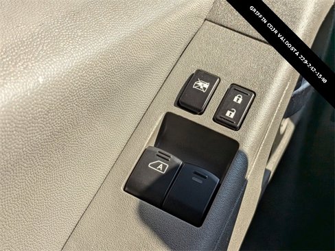 Used 2021 Nissan Frontier S image 21
