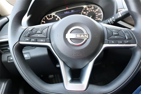 Used 2024 Nissan Altima 2.5 SV image 19
