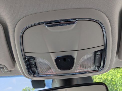 Certified 2021 Jeep Cherokee Latitude Lux w/ Sun & Sound Group image 18