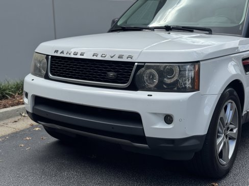 Used 2013 Land Rover Range Rover Sport Supercharged image 3