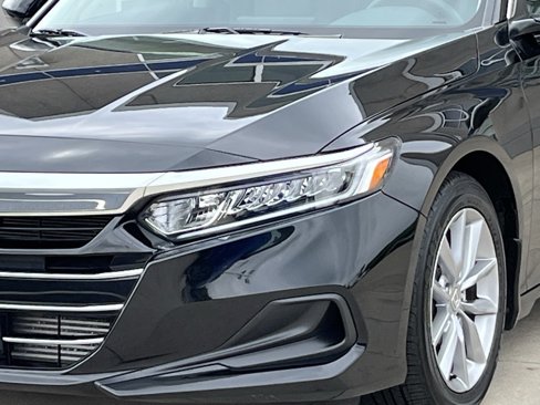 Used 2022 Honda Accord LX image 10