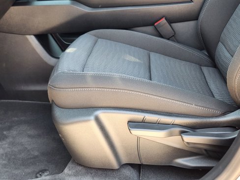 New 2026 Chevrolet Equinox LT image 23