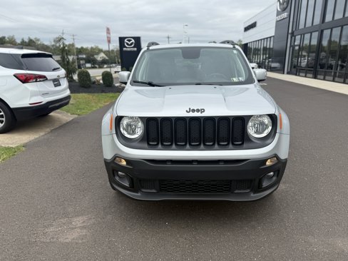 Used 2018 Jeep Renegade Altitude image 7