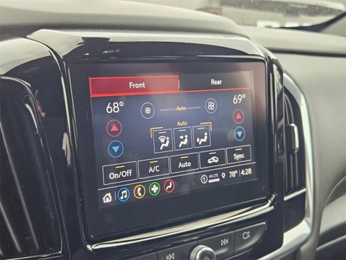 Used 2022 Chevrolet Traverse LT image 21