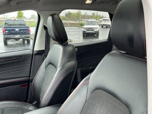 Used 2022 Ford Escape SEL w/ SEL Stealth AWD Package image 14