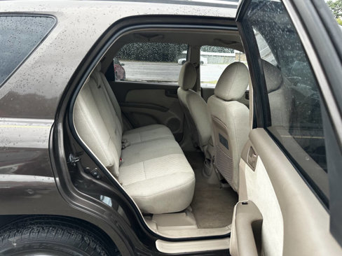 Used 2007 Kia Sportage LX image 18