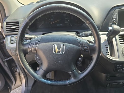 Used 2010 Honda Odyssey Touring image 11