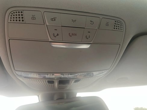 Used 2019 Mercedes-Benz GLC 300 4MATIC image 14