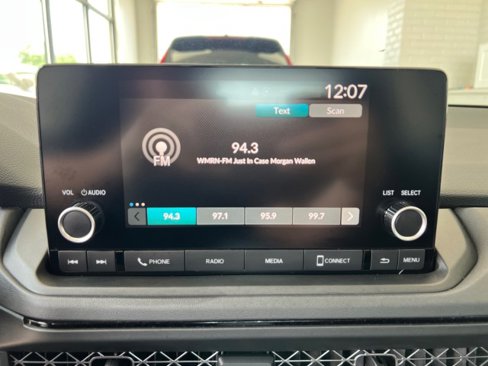 Used 2023 Honda Accord LX image 23