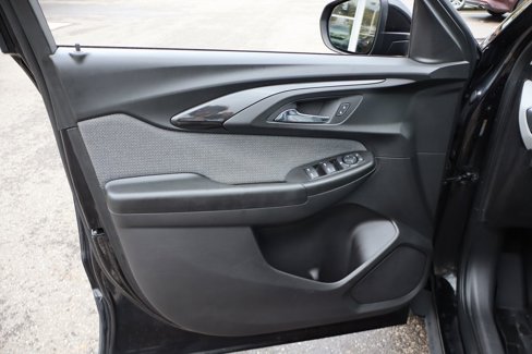 Used 2021 Chevrolet TrailBlazer LT w/ Convenience Package image 6