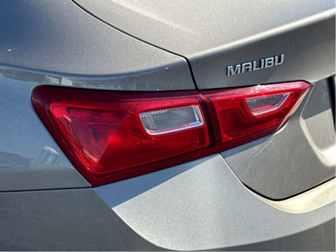 Used 2023 Chevrolet Malibu LT image 6