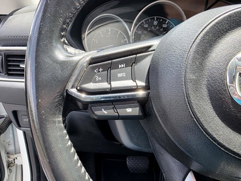 Used 2019 MAZDA CX-5 Touring image 20
