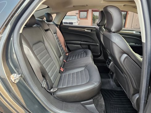 Used 2015 Ford Fusion SE w/ Equipment Group 202A image 14