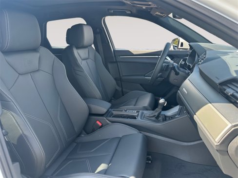 New 2025 Audi Q3 2.0T Premium image 15