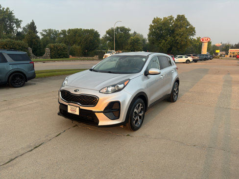 Used 2020 Kia Sportage LX image 2