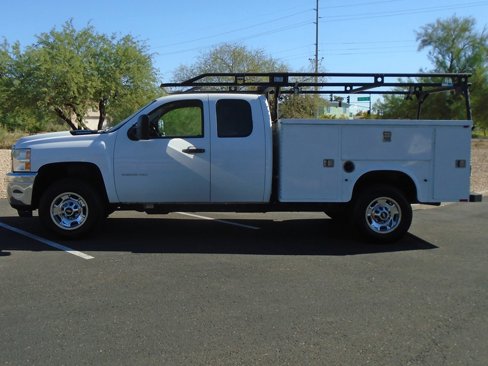 Used 2012 Chevrolet Silverado 2500 W/T image 2