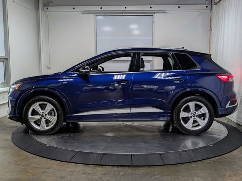 Used 2023 Audi Q4 e-tron Premium image 5