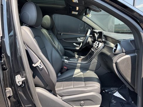 Certified 2021 Mercedes-Benz GLC 300 4MATIC image 33