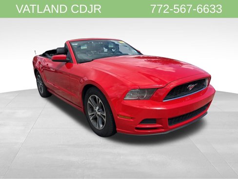 Used 2014 Ford Mustang Premium image 2