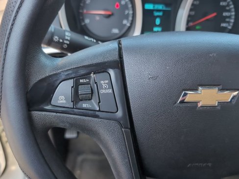 Used 2013 Chevrolet Equinox LS image 21