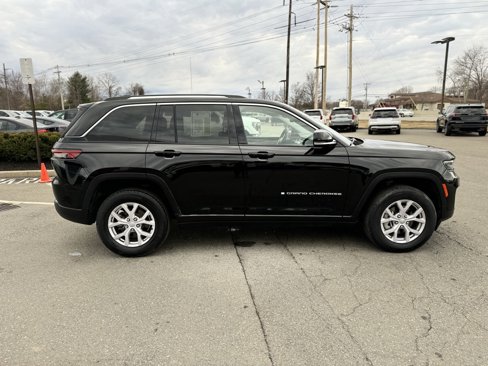 Used 2022 Jeep Grand Cherokee Limited image 6