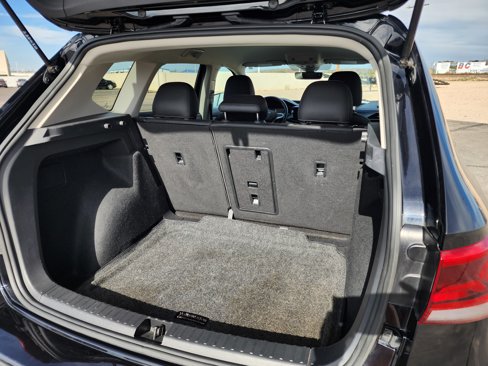 Used 2022 Volkswagen Taos SE image 14