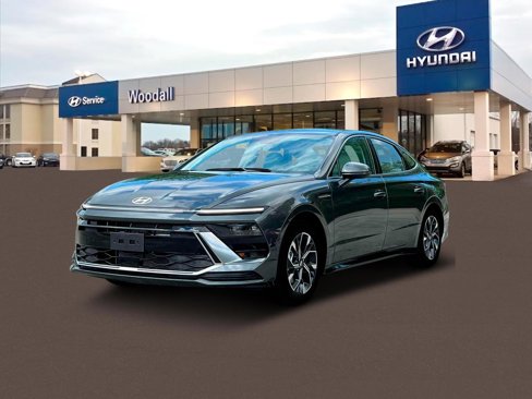 New 2025 Hyundai Sonata SEL image 1