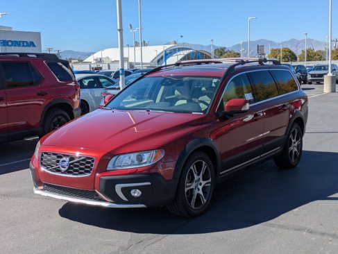 Used 2015 Volvo XC70 T6 Platinum w/ Protection Package image 10