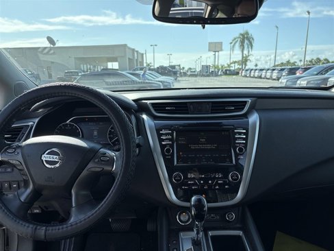 Used 2020 Nissan Murano Platinum image 10