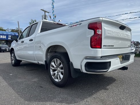 Used 2020 Chevrolet Silverado 1500 Custom w/ Custom Value Package image 6