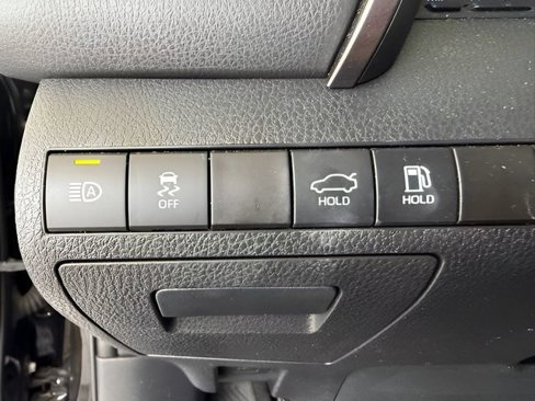 Used 2022 Toyota Camry SE image 27
