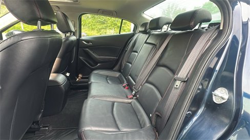 Used 2015 MAZDA MAZDA3 i Grand Touring image 30